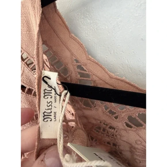 NWT Miss Me Blush Pink Blouse W Crochet And Mesh Accents Size L Cowgirl Boho - Picture 7 of 7